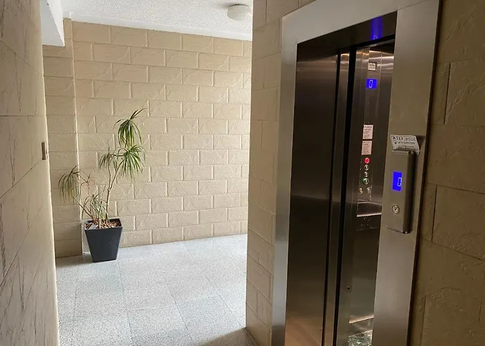 דירה 2-bedroom In Center *