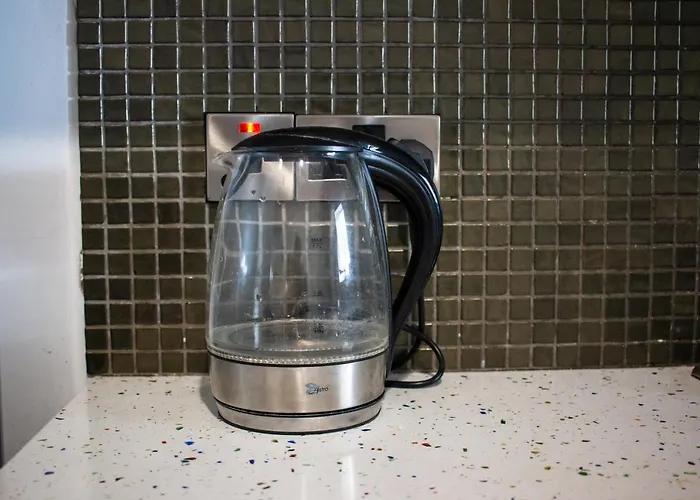 2-bedroom In Center דירה *