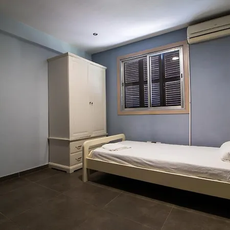 2-bedroom In Center