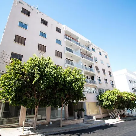 2-bedroom In Center Appartement Nicosie