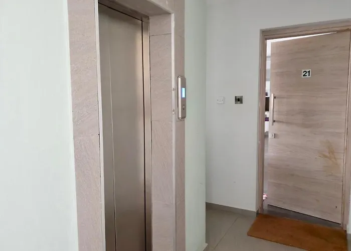 2-bedroom In Center Apartman