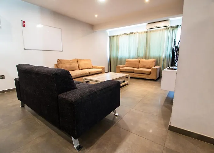 2-bedroom In Center Lejlighed Nicosia